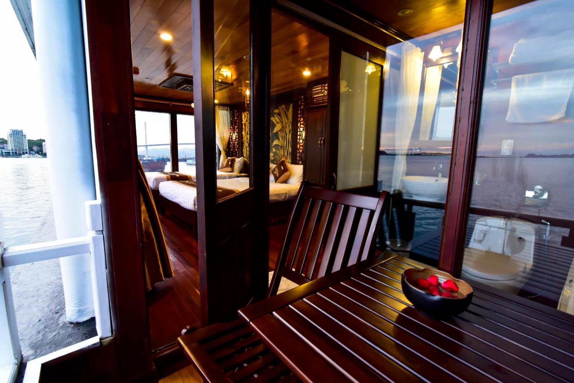 Renea Cruises Hạ Long Hotel Ngoại thất bức ảnh