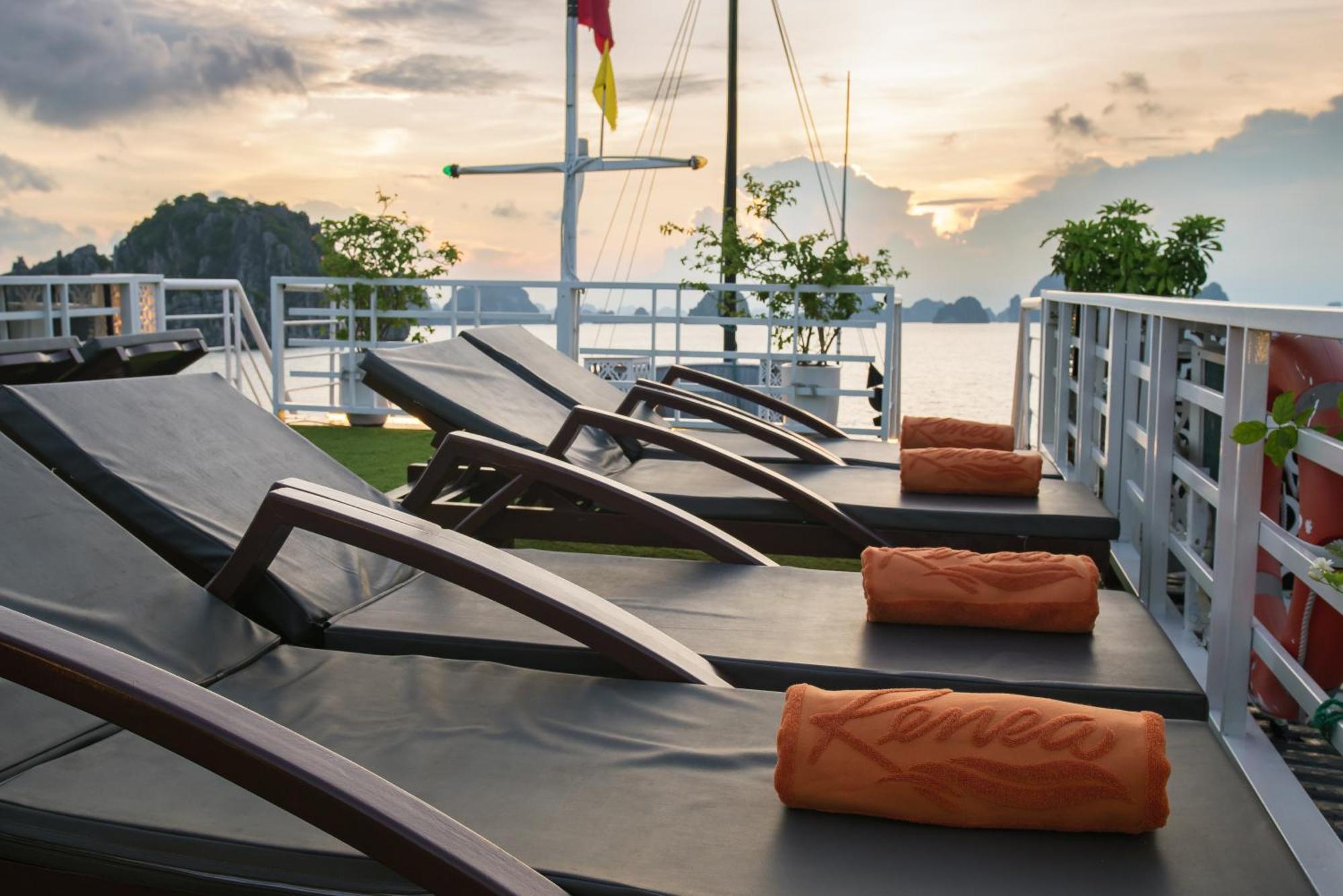 Renea Cruises Hạ Long Hotel Ngoại thất bức ảnh