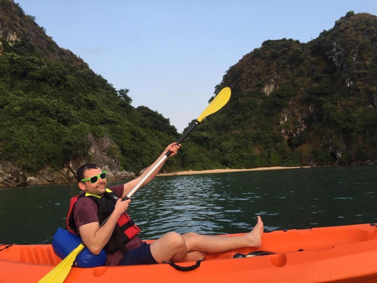 Renea Cruises Hạ Long Hotel Ngoại thất bức ảnh