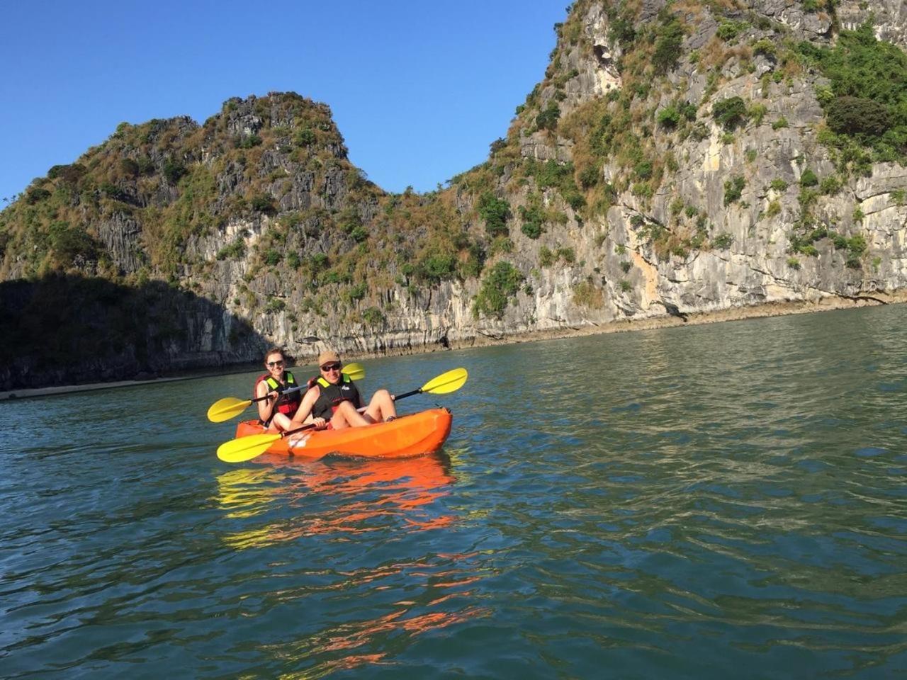Renea Cruises Hạ Long Hotel Ngoại thất bức ảnh