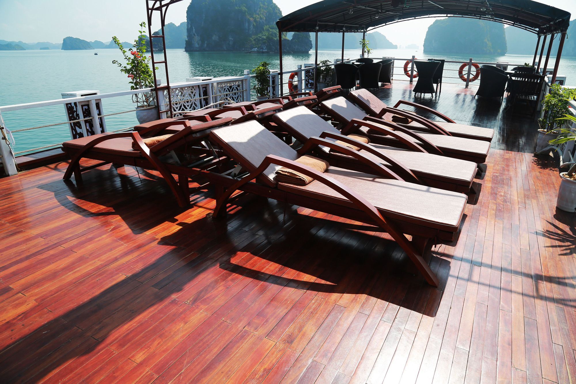 Renea Cruises Hạ Long Hotel Ngoại thất bức ảnh